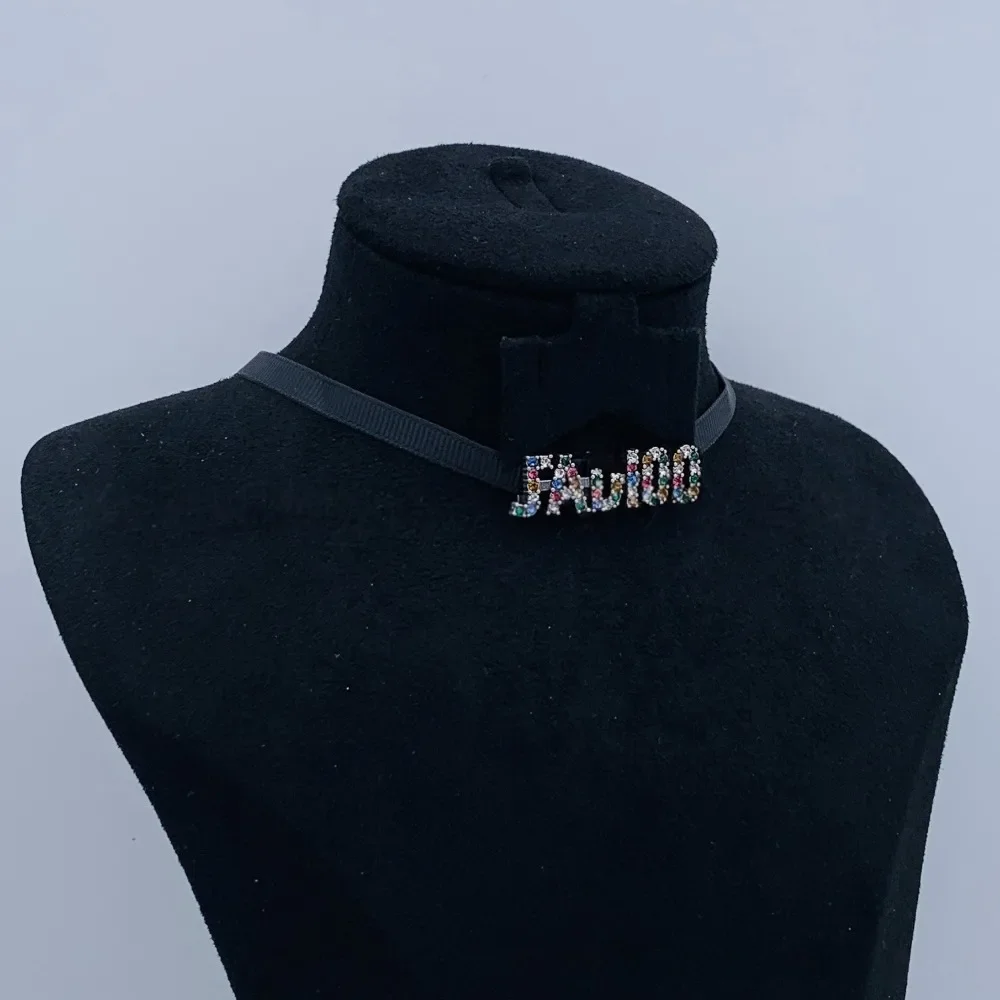 

2025 новое роскошное винтажное ожерелье с буквами, модный универсальный подарок на годовщину любовника