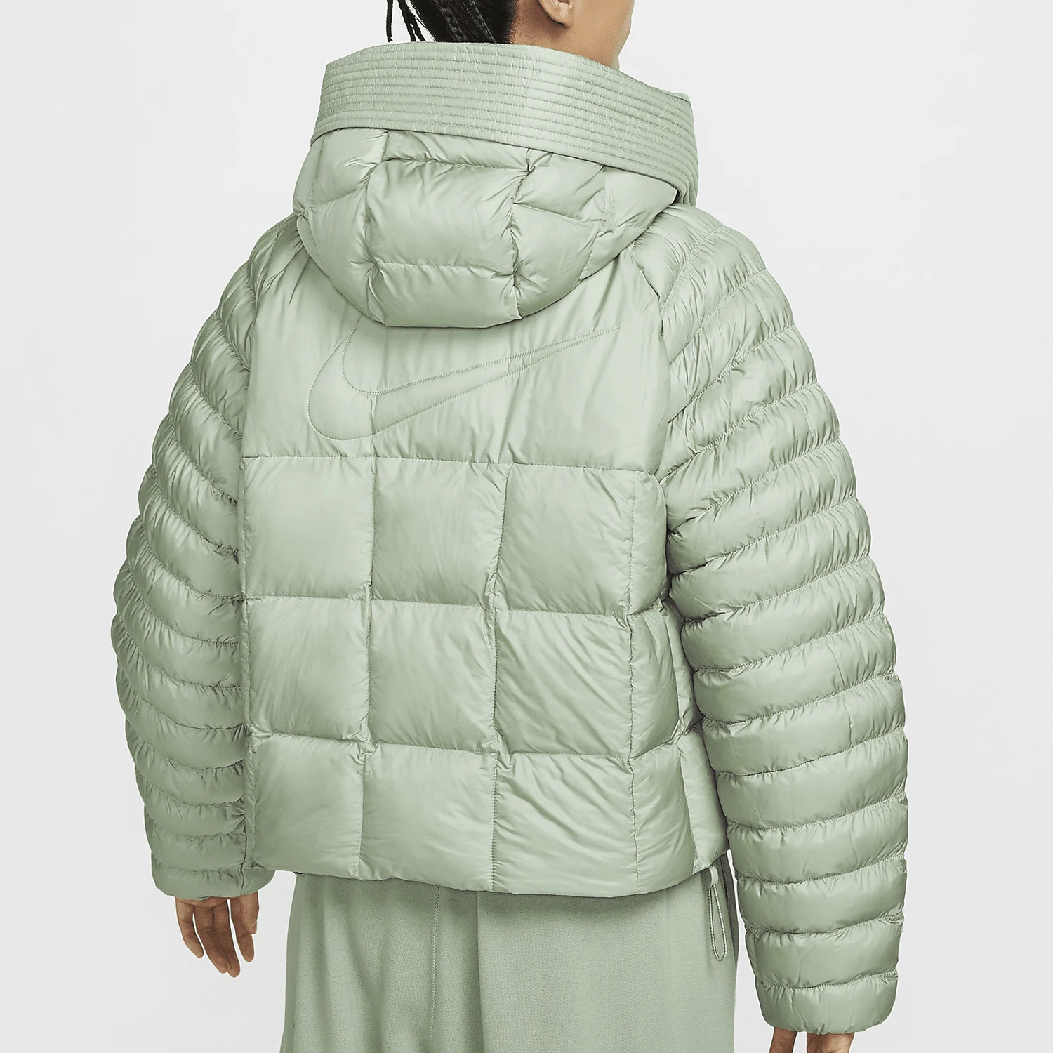 เสื้อผ้ากีฬาผู้หญิง Nike ของแท - Winter Clothing Nike บทวิจารณ์และราคา