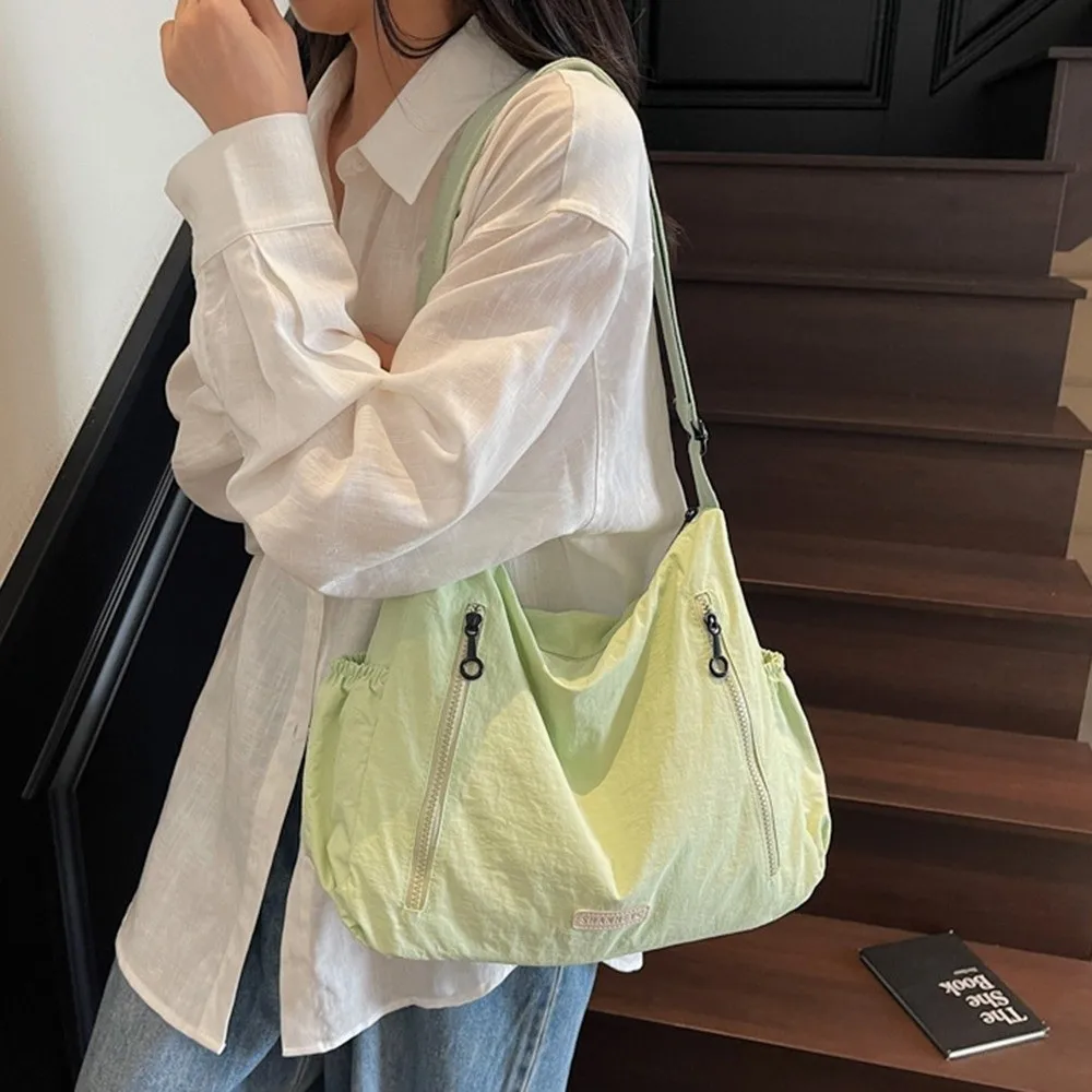 

Fashion Large Capacity Nylon Messenger Bag Casual Waterproof Square Crossbody Bag Solid Color Tote Single Shoulder Bag Outdoor