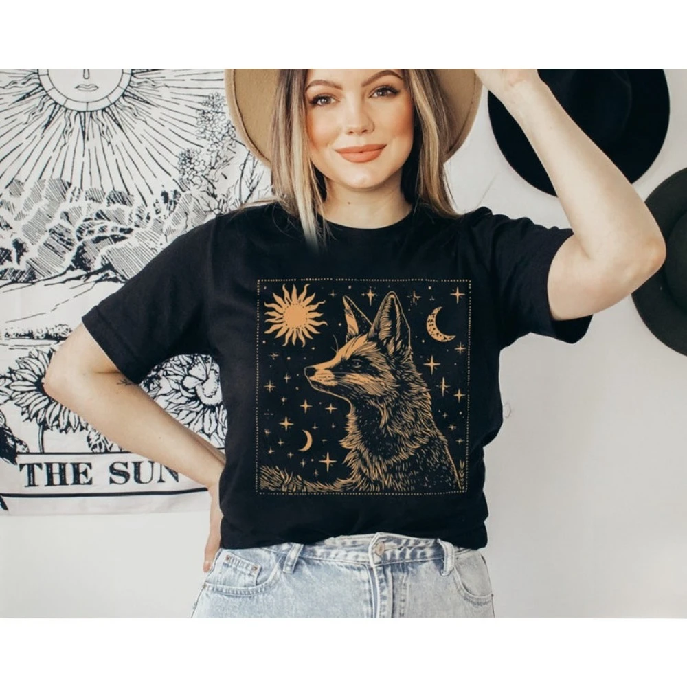 

Винтажная футболка с небесной фольклорной лисой, женская футболка с графическим принтом для любителей лисы, повседневная жизнь, креативный дизайн, футболка для девочек