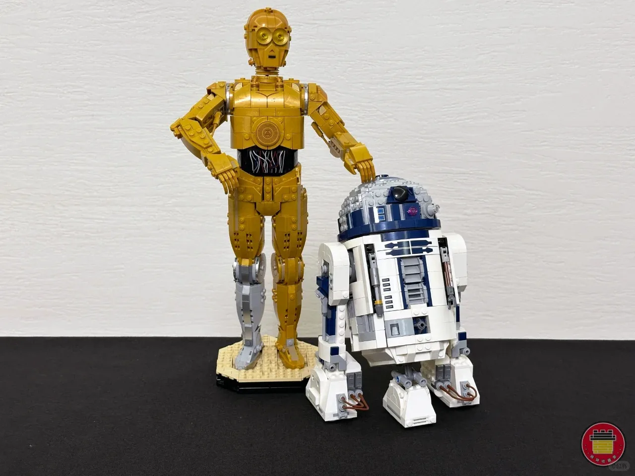 【セール中】ビッグセール UCS バトルロボット C-3PO 75398 R2-D2 75379 ユニオンブロック 組み立てパズル ブロックモデル ホリデー 誕生日 おもちゃ ギフト