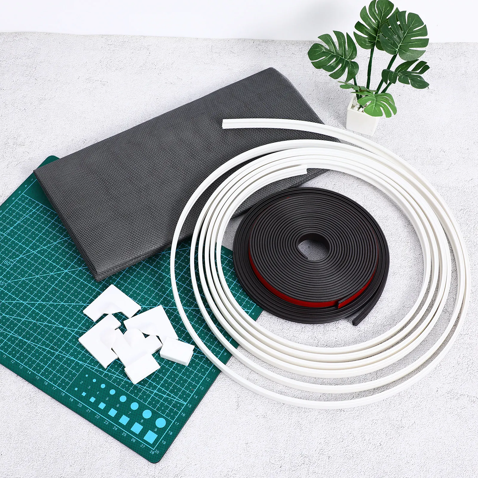 

Magnetic Window Screen Mesh Fiberglass Detachable Netting Protective Cover Fine Mesh Fly Screen for House Window Net