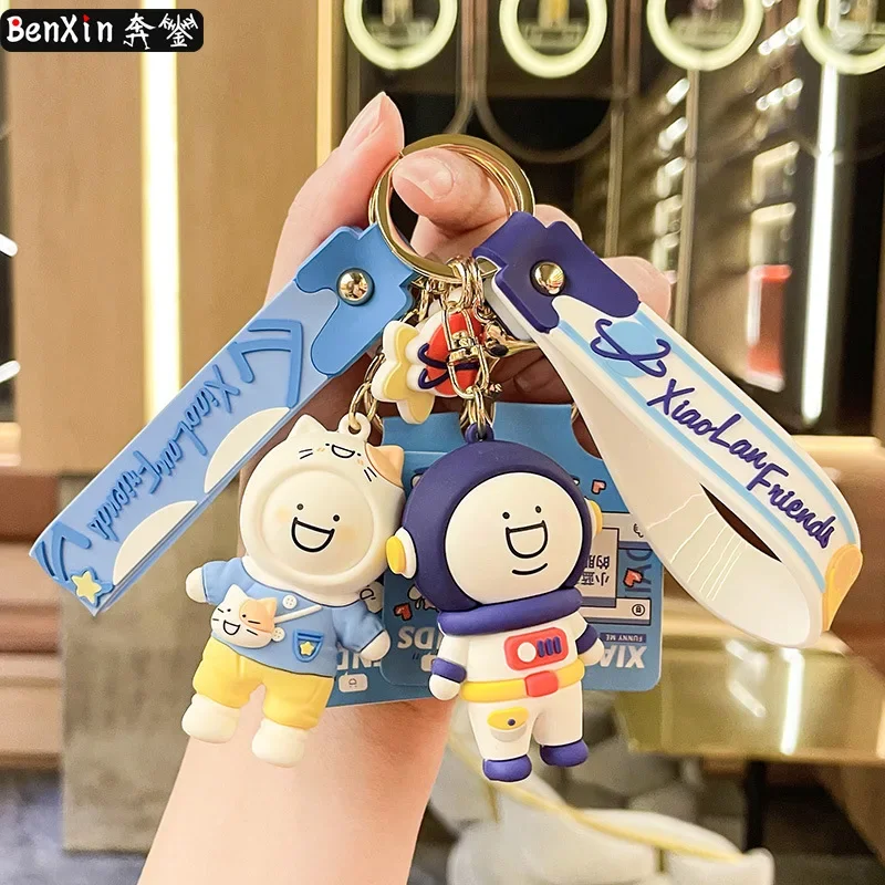 

The authentic Minso Little Blue and his friend statue keychain car bag pendant is exquisite and cute