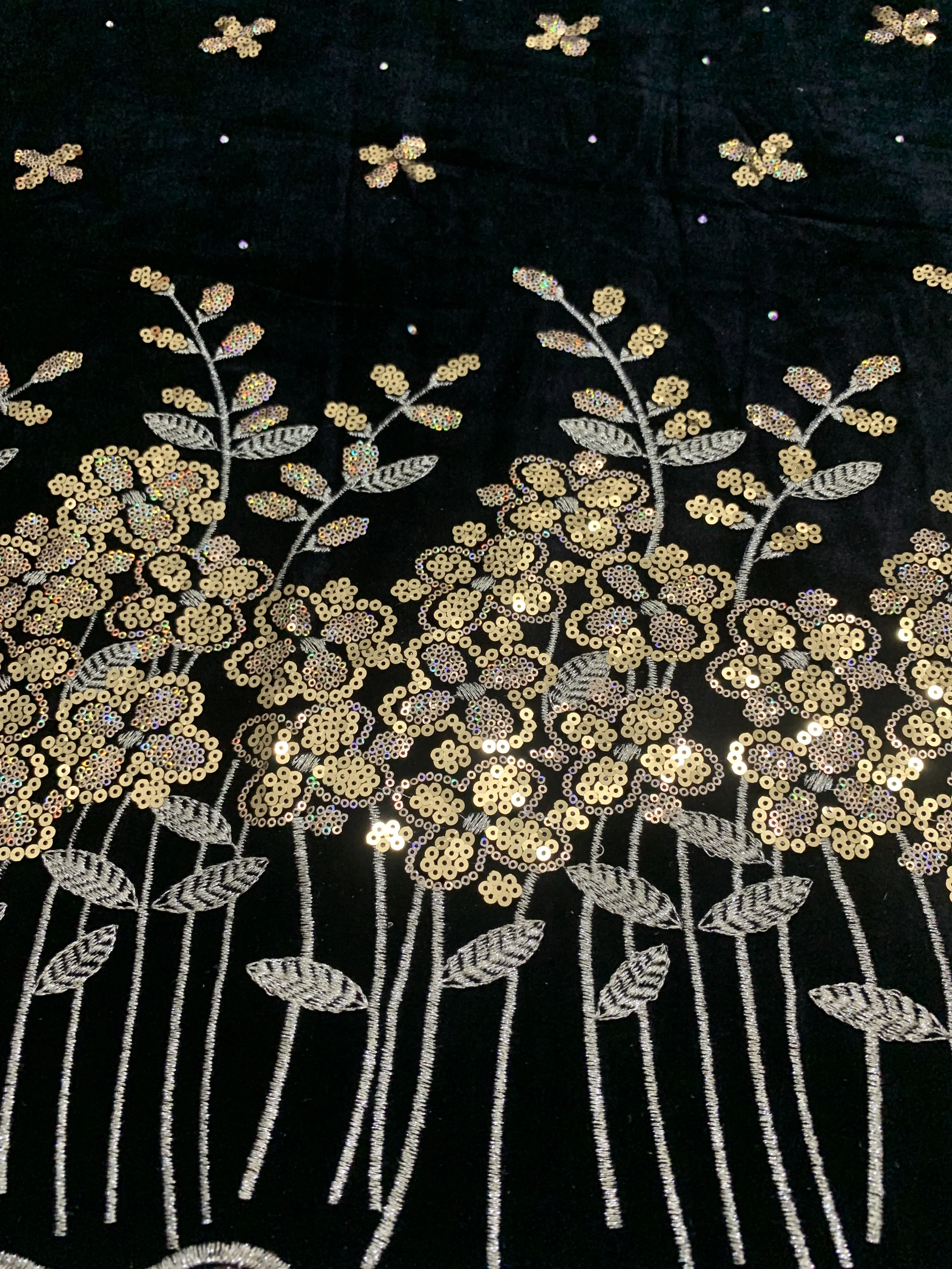 African French Velvet Lace Fabric 2023 Lace Yummy Black And Gold Nigerian Velvet Lace Fabric With Sequins Embroidered for dress