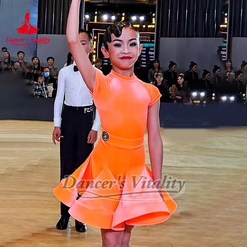 Odzież konkursowa do tańca latynoamerykańskiego dla młodzieży i dzieci, chacha, samba, aksamit, krótkie rękawy, dwuczęściowy strój, na zamówienie, energiczny styl tancerza.