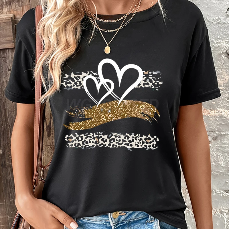 

Heart & Leopard Print Fashion Women T-shirt Harajuku Fashion Short Sleeve Tee Casual Tops Aesthetic Vintage Shirts for Women