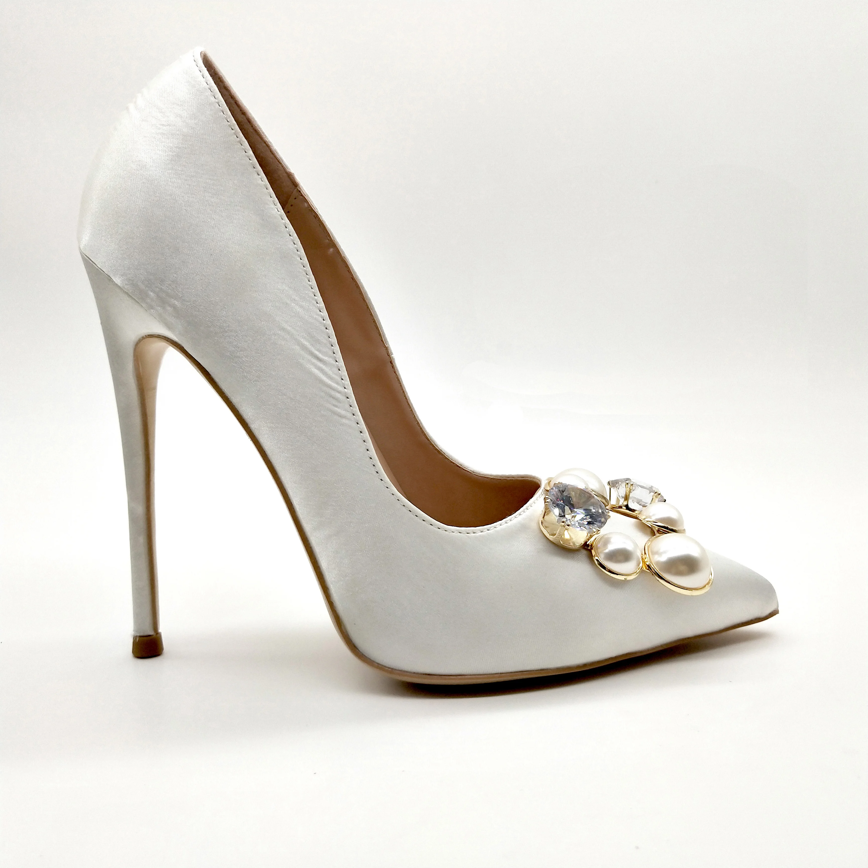 Winter New Pearl Button Bridesmaid High Heels Women's Fine Heels Don't Worry Feet Main Wedding Dress Wedding Shoes Bridal