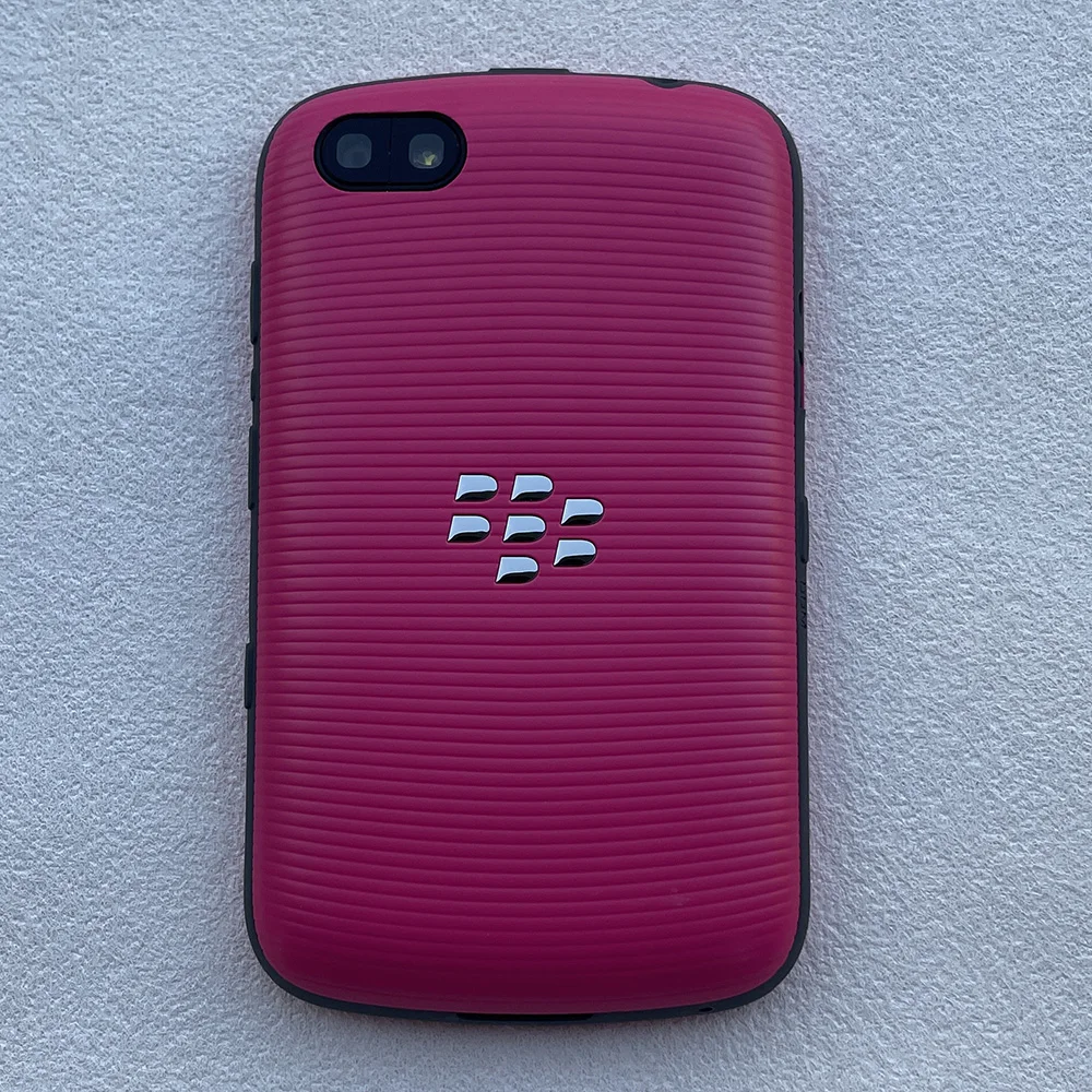 Telefon komórkowy Blackberry 9720 GSM 3G, ekran 2.8 cala, aparat 5MP, WiFi, oryginalny, odblokowany smartfon z klawiaturą QWERTY, wyprodukowany w 2013 roku.