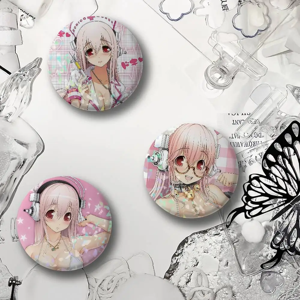 Singer Super S-Sonico-S Laser Badge Round Exquisite Brooches Creative Pins for Clothes Hat Accessories