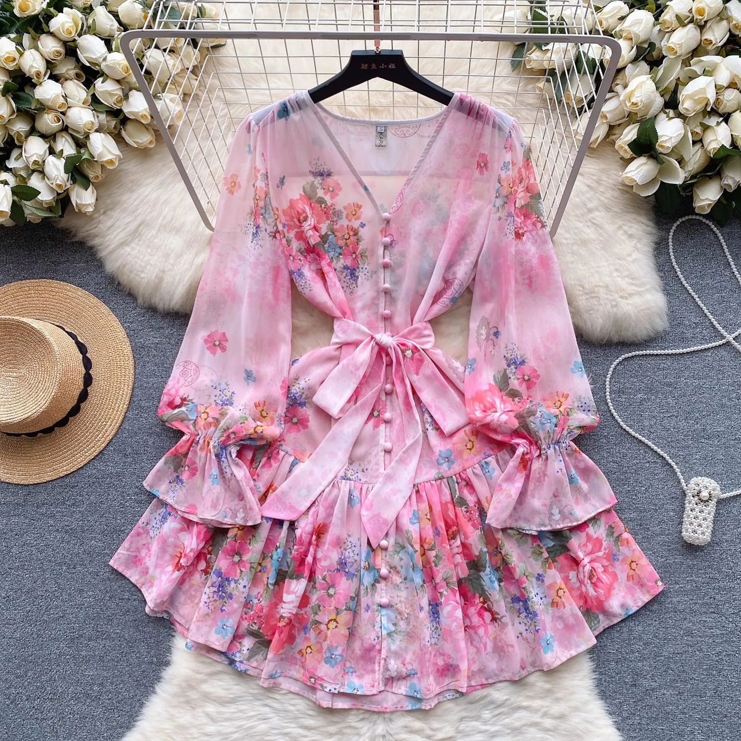 2024 Nieuwe Lente Zomer Chiffon Vrouwen Print V-Hals Lantaarn Mouw Parel Knoop Veterstrik Boho Vakantie Mini Jurken