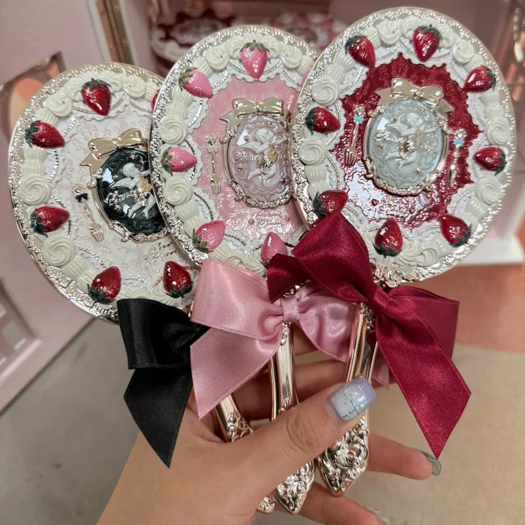 Flower Knows Labial Mate Crema Rubor Líquido Set Cupido Fresa Polvo Compacto Maquillaje Duradero Textura Aterciopelada Ligero No Transfiere