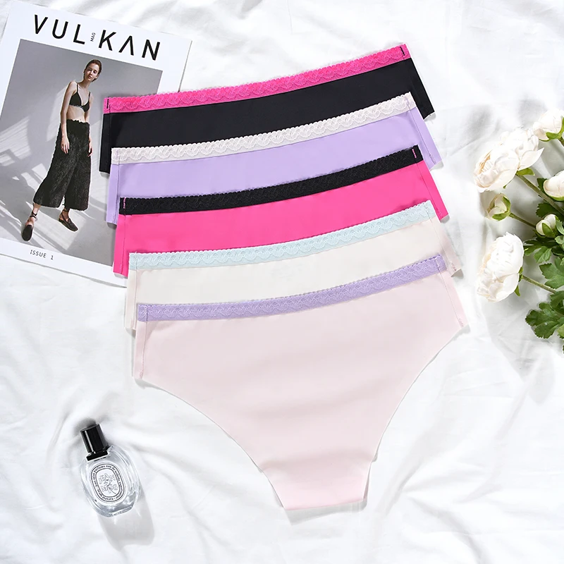 Hot Sale High Quality Low Waist With Cotton Hipster Underwear Comfort Breathable Women Underwear with Lace Side