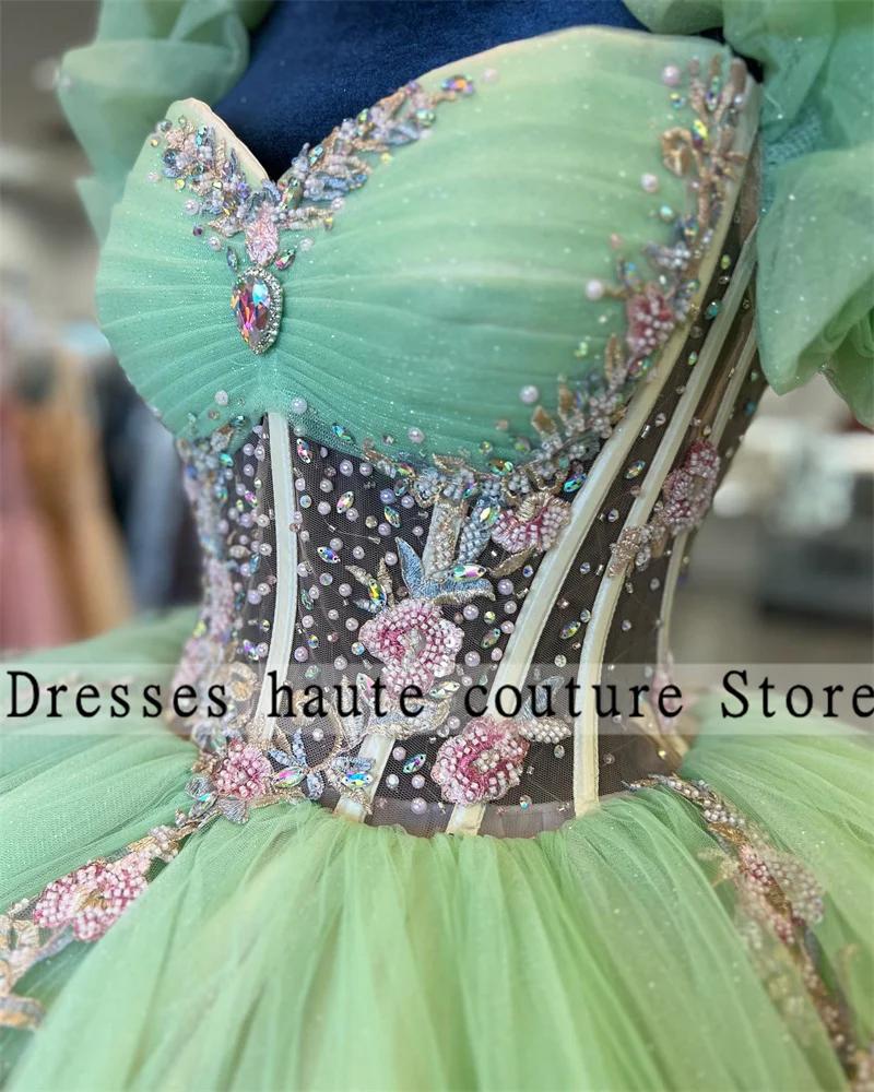 Green Tulle Crystal Quinceanera Dresses 2025 Puffy Ball Gown Lace Appliques Sweet 16 Dress Customized Vestidos De 15 Años