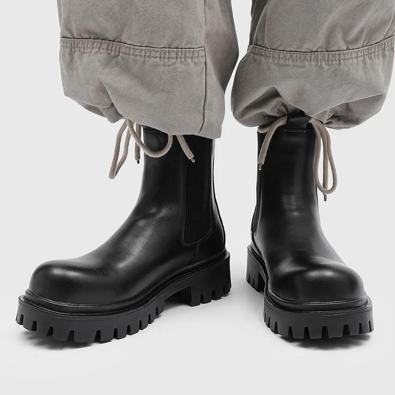 New Men Mid-calf Chelsea Boots Black Color Men Thick-soled Anti-slip Wear-resistant Trendy Boots Outdoor Training Boots Men