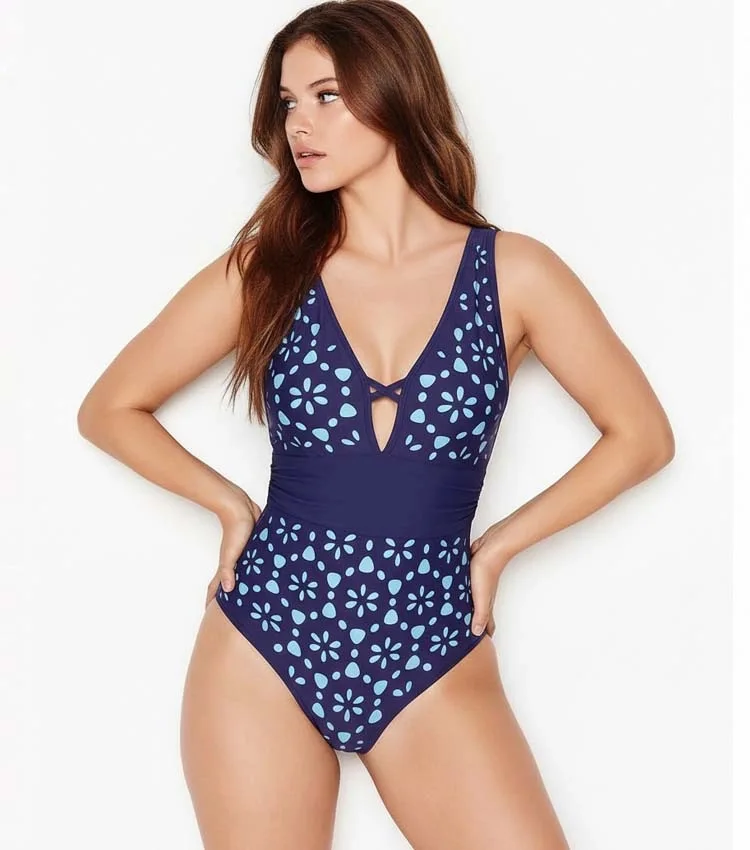 High-End Women's Fluorescent Hollow out Swimsuit Set for Beach And Seaside Vacation Stylish Elegant Two-Piece Swimwear