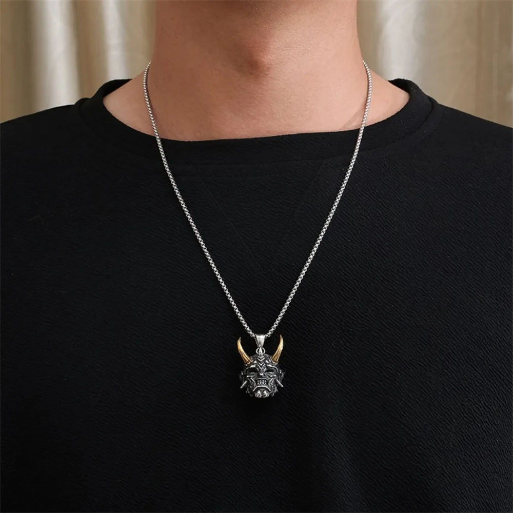 New Vintage Punk Demon Mask Japanese Samurai Ghost Pendant Necklace Men\'s Jewelry Women\'s Long Chain Hip Hop Rock Party Necklace