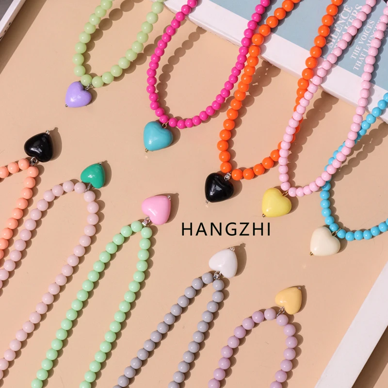 HANGZHI 2022 New Color Beaded Chain Resin Heart Pendant Necklace For Women Girls Trendy Clavicle Chain Delicate Jewelry Gift