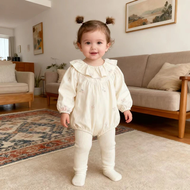 ربيع جديد 2026 رومبير مطرز للفتيات الصغيرات 0-24 متر بأكمام طويلة من القطن لحديثي الولادة ملابس داخلية للفتيات الصغيرات رومبير على الطراز الكوري