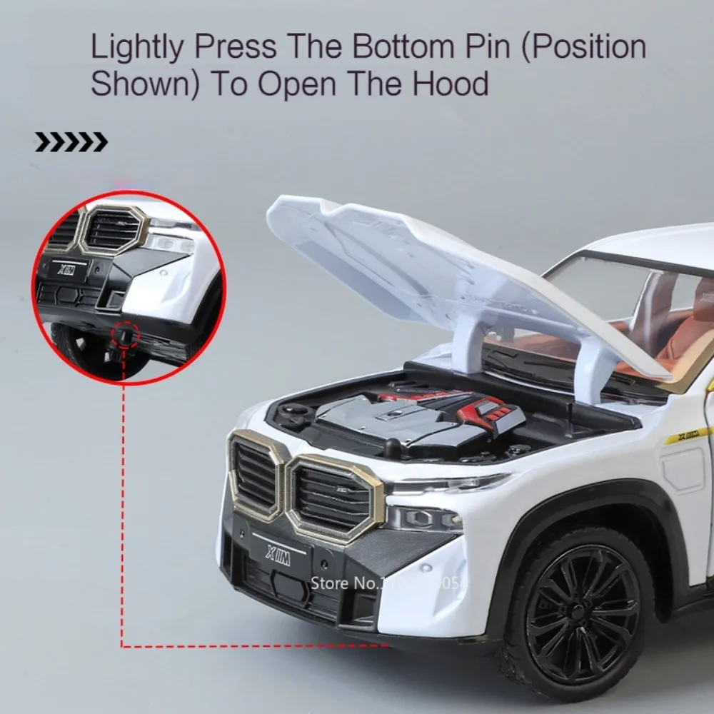รถของเล่นโมเดล XM X5 ขนาด 1/24 ผลิตจากโลหะผสม ดีไซน์แบบไดแคสต์ เปิดประตูได้ 6 บาน หลังคาแบบ Starry Sky ยางกันกระแทก มีเสียงและไฟ  แบบดึงหลัง ของเล่นเด็ก