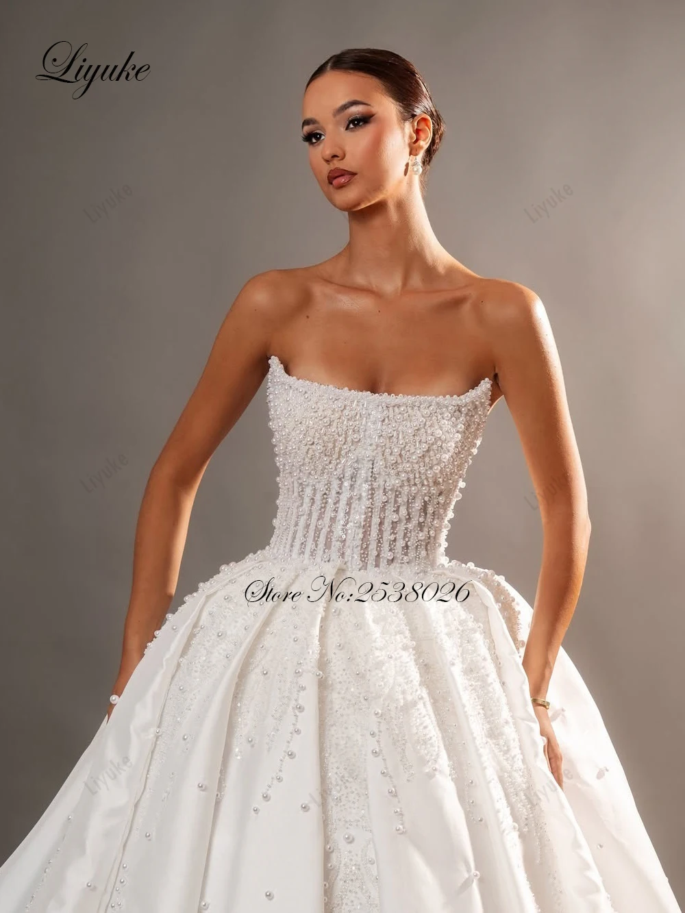 Liyuke Custom Made Luxury Full Of Beading Pearls Ball Gown Wedding Dresses Embroidery Lace Off Shoulder Sleeveless Bridal Gowns image 3