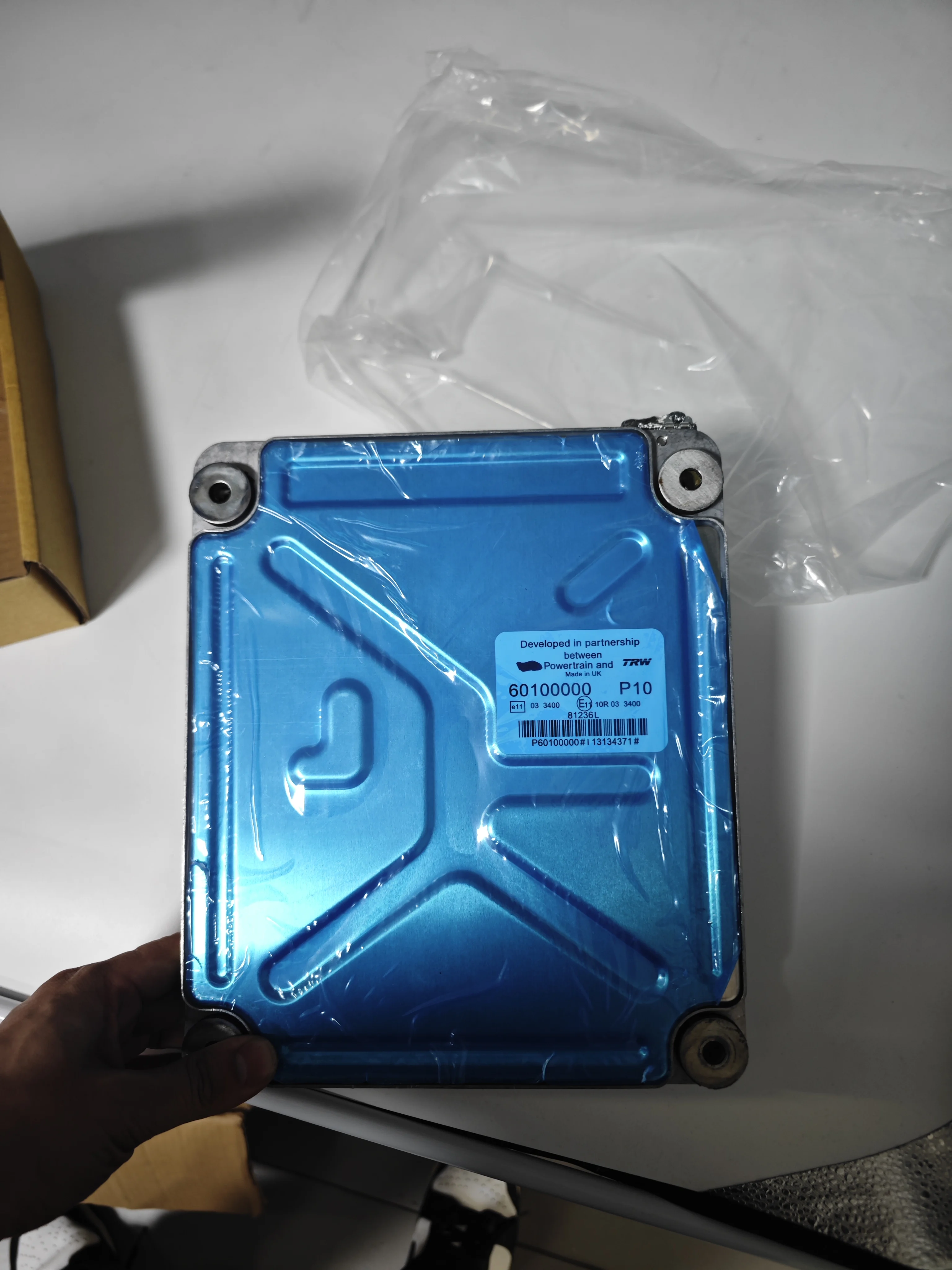 60100000 60100011 EC210CNL EC220CNL EC240CNL EC290CNL EC210DL EC220DL EC240DL EC290DL وحدة تحكم ECU E-ECU لحفارة فولفو