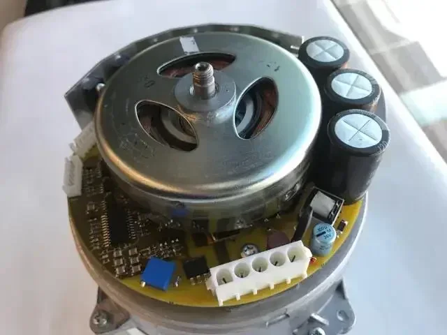 

2-х шт. F2.179.2111 Детали офсетной печатной машины Heidelberg SM102 PM74 SM74 SM52 Внутренняя плата вентилятора