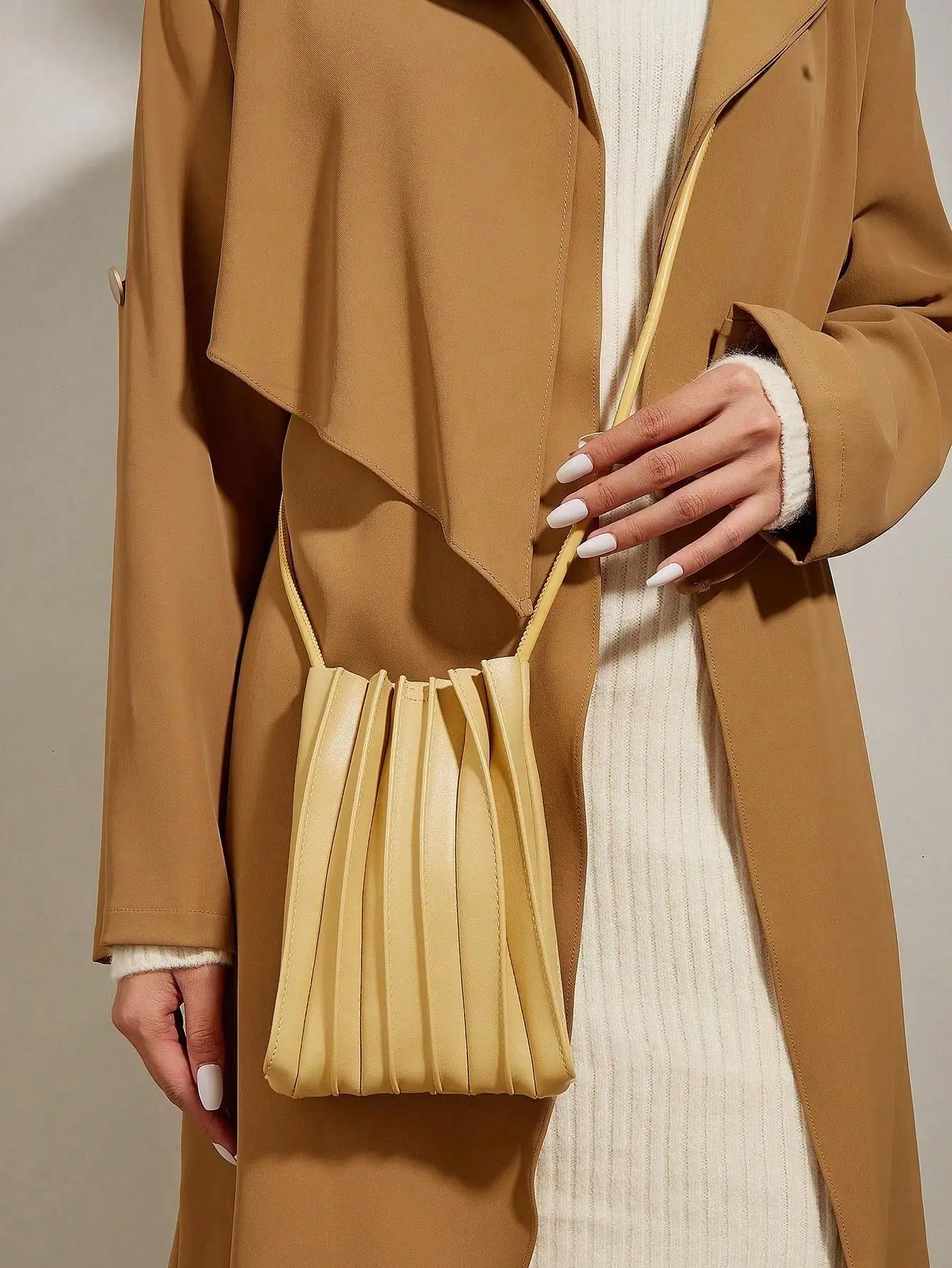 2024 new fashion mini pleated mobile phone bag single shoulder crossbody small bag