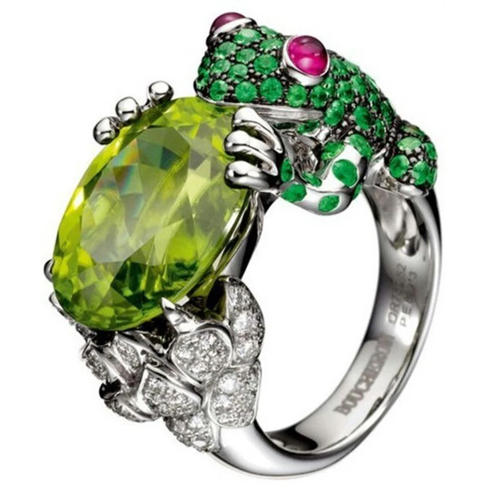 Milangirl Cute Frog Shape Finger Ring Vintage Green Cubic Zirconia Frog Hold Crystal Rings for Women Boho Animal Engagement Ring