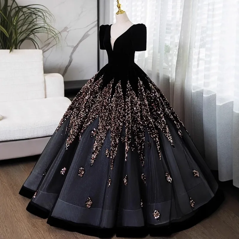 Vestido de noite preto personalizado com decote em V, show de passarela do anfitrião sofisticado, canto solo, exame de arte, roupa de performance, socialite elegante