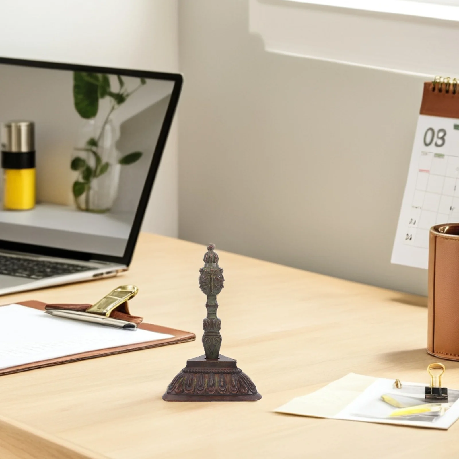 

1 Set Tibetan Vajra Dorje Copper Plated Religious Artifact Sacred Buddhism Decor Mini Buddha Statue with Stand Home Office