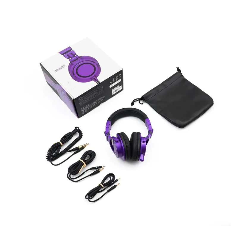 Audio Technica ATH-M50x Professional Professional studio monitoring headphones, critically acclaimed with removable cable