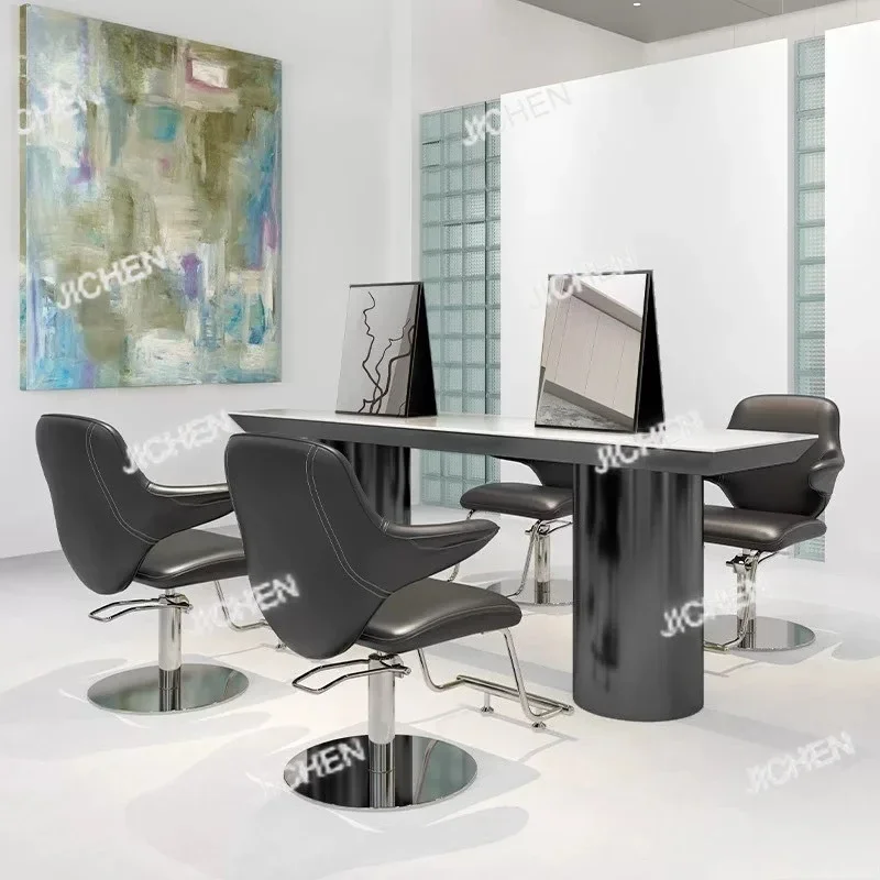 HS Lustro i stolik w salonie fryzjerskim، صالون fryzjerski، lustro do strzyżenia، opgar do trulayej ondulazi i farbovania