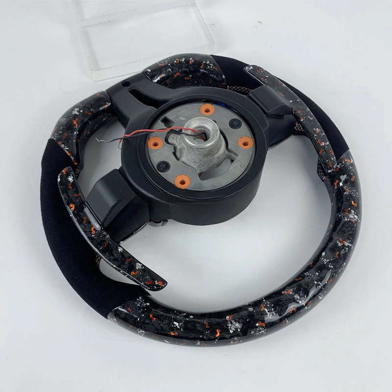

Customized Carbon Fiber Steering Wheel Multiple Chassis Models