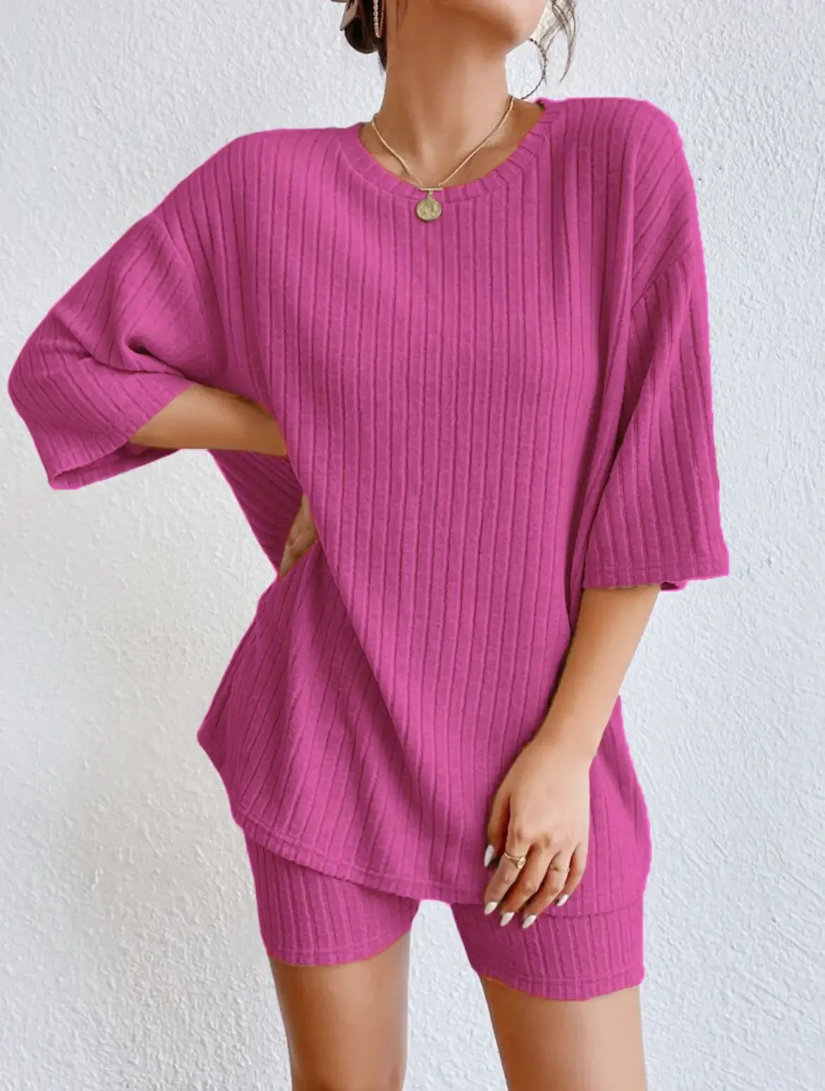 

2025 Polyester Faionable Casual Color round Loose Women's orts Set
