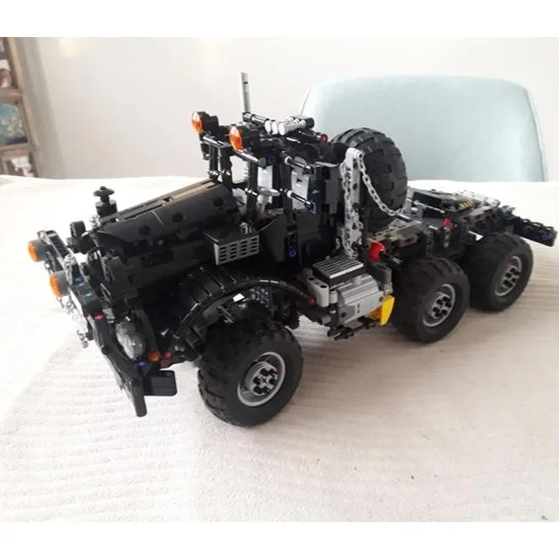 

Classic MOC-28344 All Terrain Off road 6x6 Remote Control Building Blocks 1993PCS Adult Boy Birthday Christmas Gift Toy Model