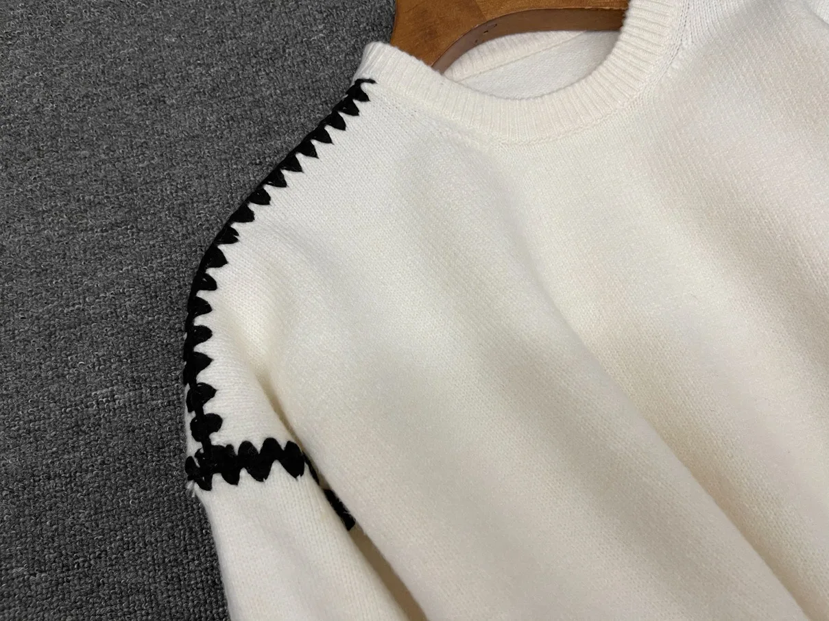 Maxdutti High Quality Spring Casual Nordic Retro Wool Sweater Women Loose Contrast Embroidered Round Neck Knitted Pullover Top