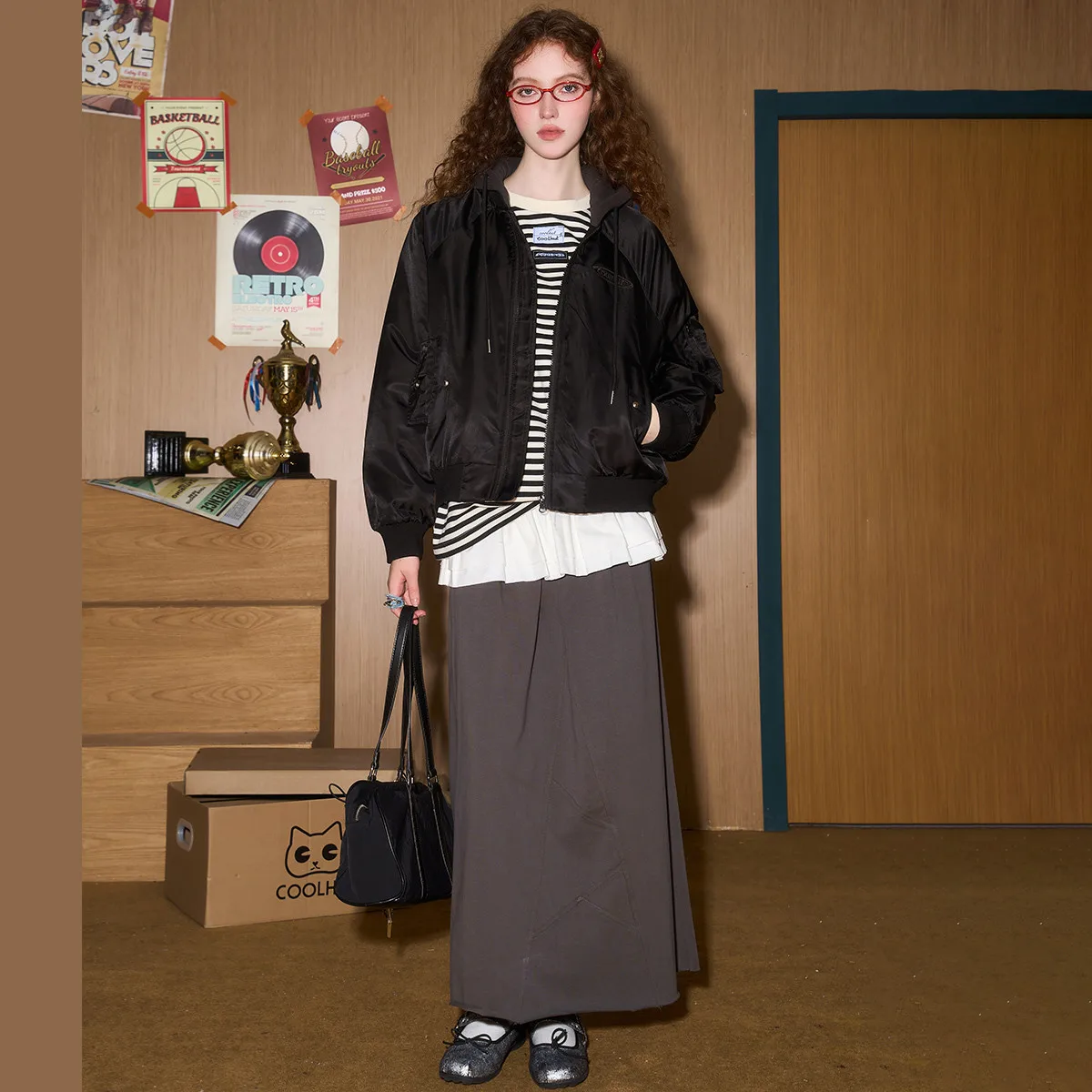 الشتاء المرأة Bomber سترة مقنعين الطيران القطن معطف مبطّن البيسبول طوق سترة الشارع الشهير فضفاضة تناسب ملابس خارجية متعددة الاستخدامات