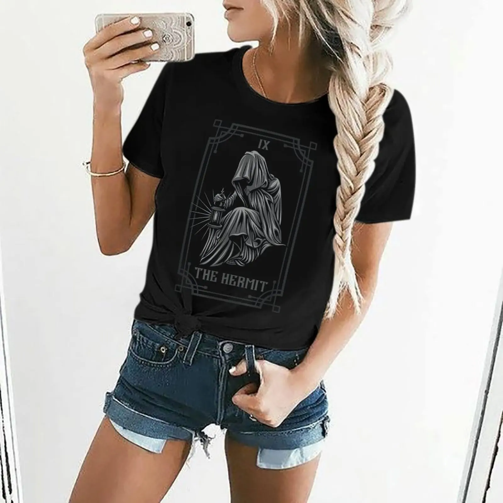 The Hermit IX Gothic Tarot Card T Shirt Women Graphic Shirts T-Shirt Casual Short Sleeved Black Female Tee T-shirts