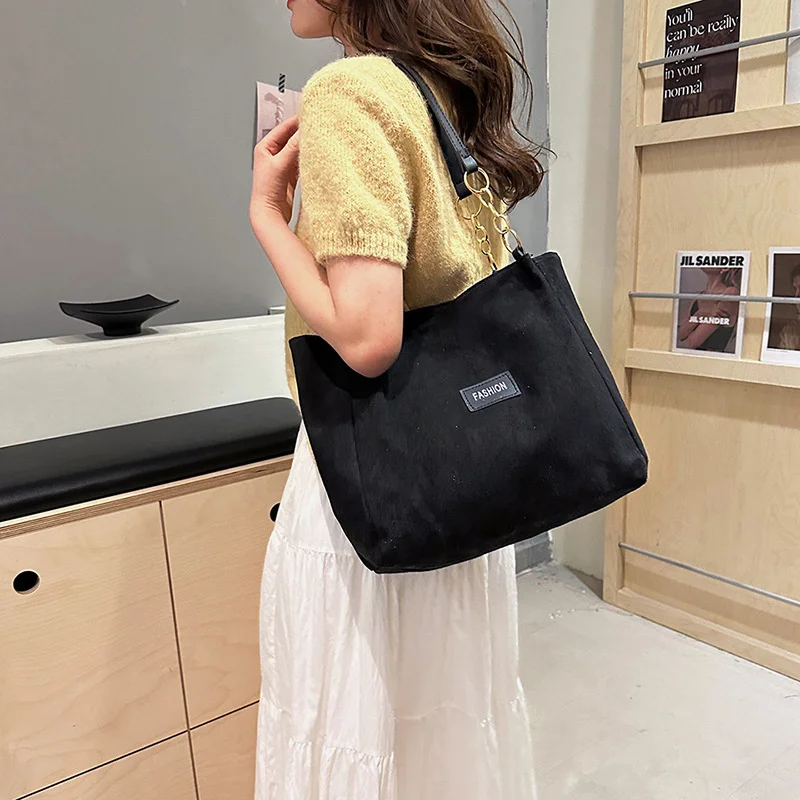 Large Suede Stylish Commuter Tote Bag Letterstick Detail Chain Trim Tote Handbag For Ladies Outdoor With One Shoulder Bag