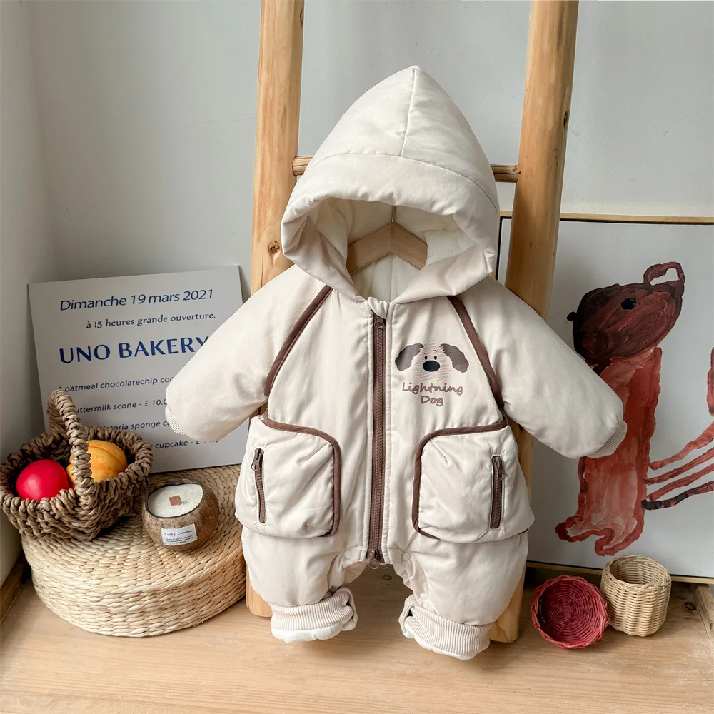 New Winter Baby Boys Cotton Padded Jumpsuit 3D Pocket Cartoon Dog Thick Hooded Infant Boys Outerwears Newborn Boys Bodysuits