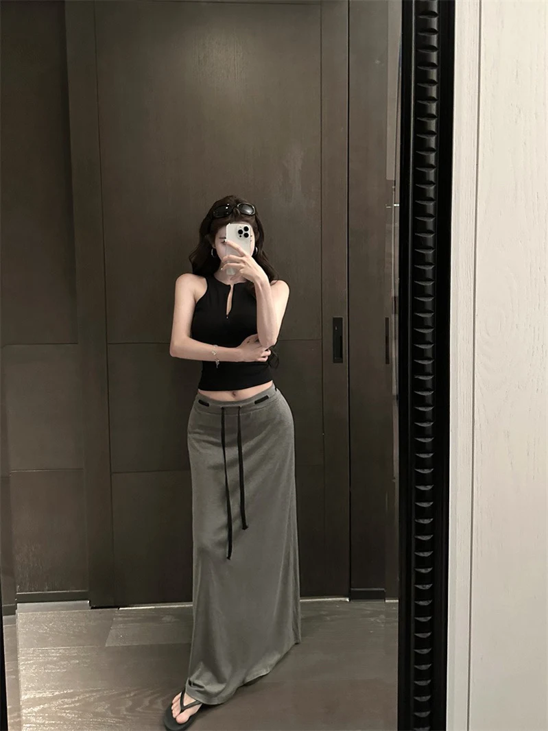 

Повседневный женский комплект из топа на бретелях и длинной юбки с завязками на талии, модный, стройнящий, весенне-летний, из двух предметов