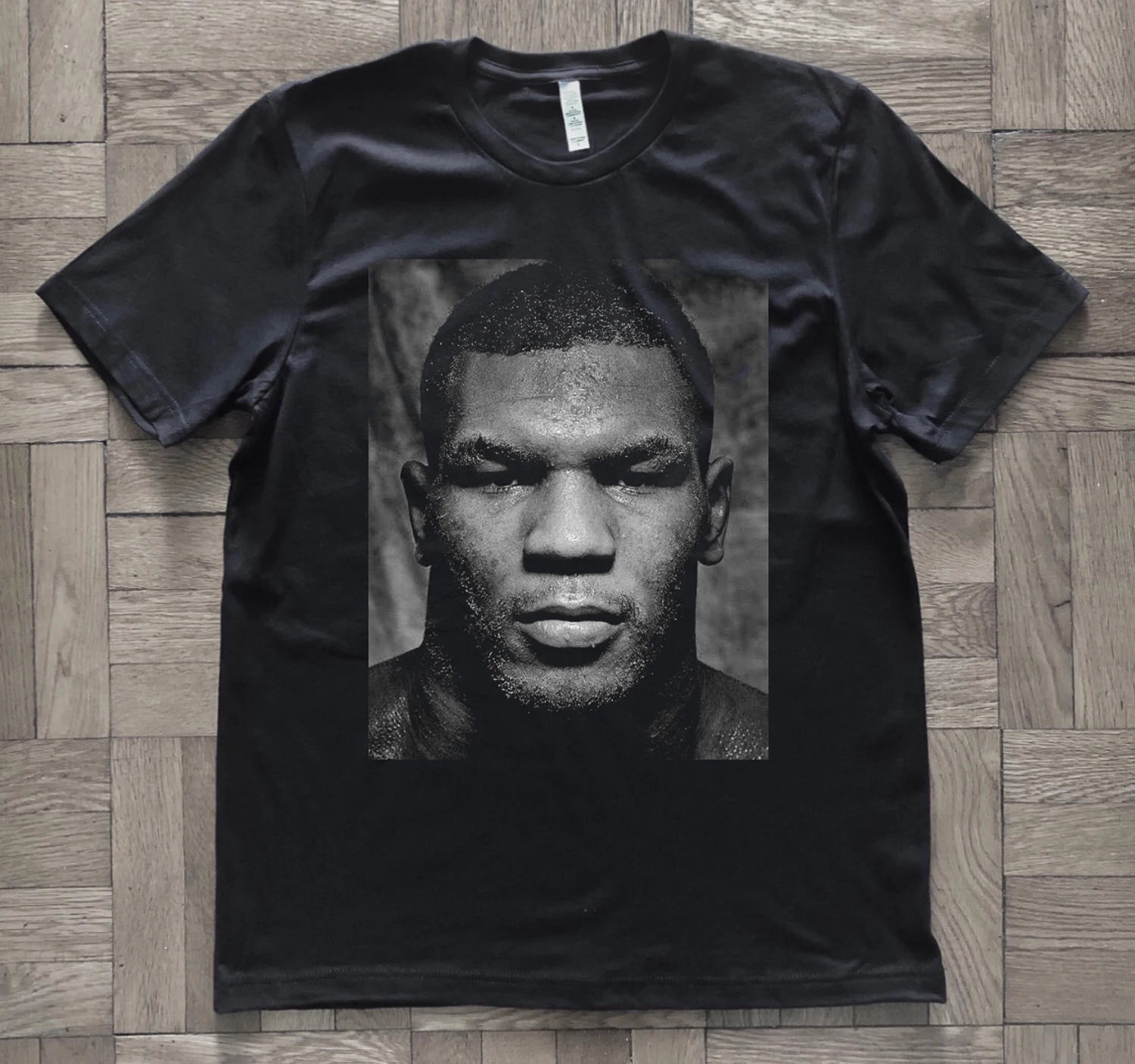 Young Boxing Champion Mike Tyson Portrait Printed Fans T-Shirt. Summer Cotton Short Sleeve O-Neck Mens T Shirt New S-3XL