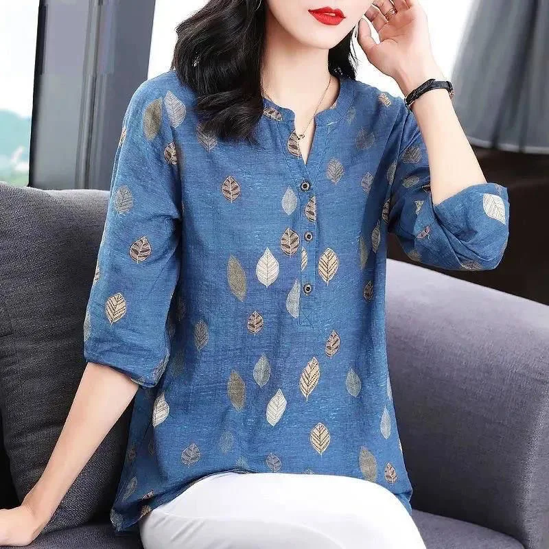 Women Spring Autumn Style Blouses Shirts Lady Casual Three Quarter Sleeve V-Neck Leaf printed Blusas Tops MM1187