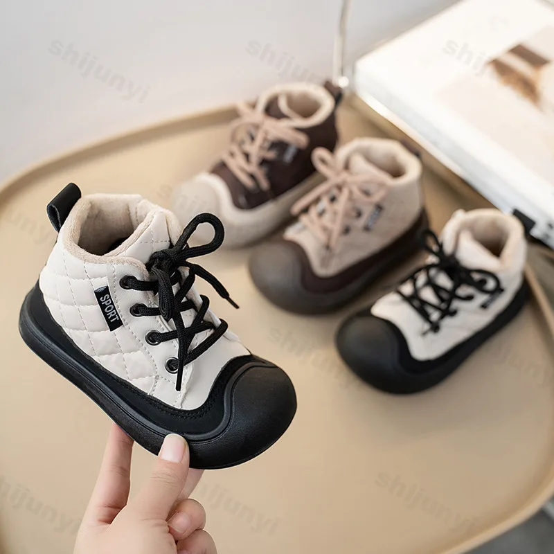 

Children's Color Blocked Warm High Top Non Slip Cotton Shoes 2025 Winter Boys' Vintage Versatile Plush Comfortable Chunky Shoes