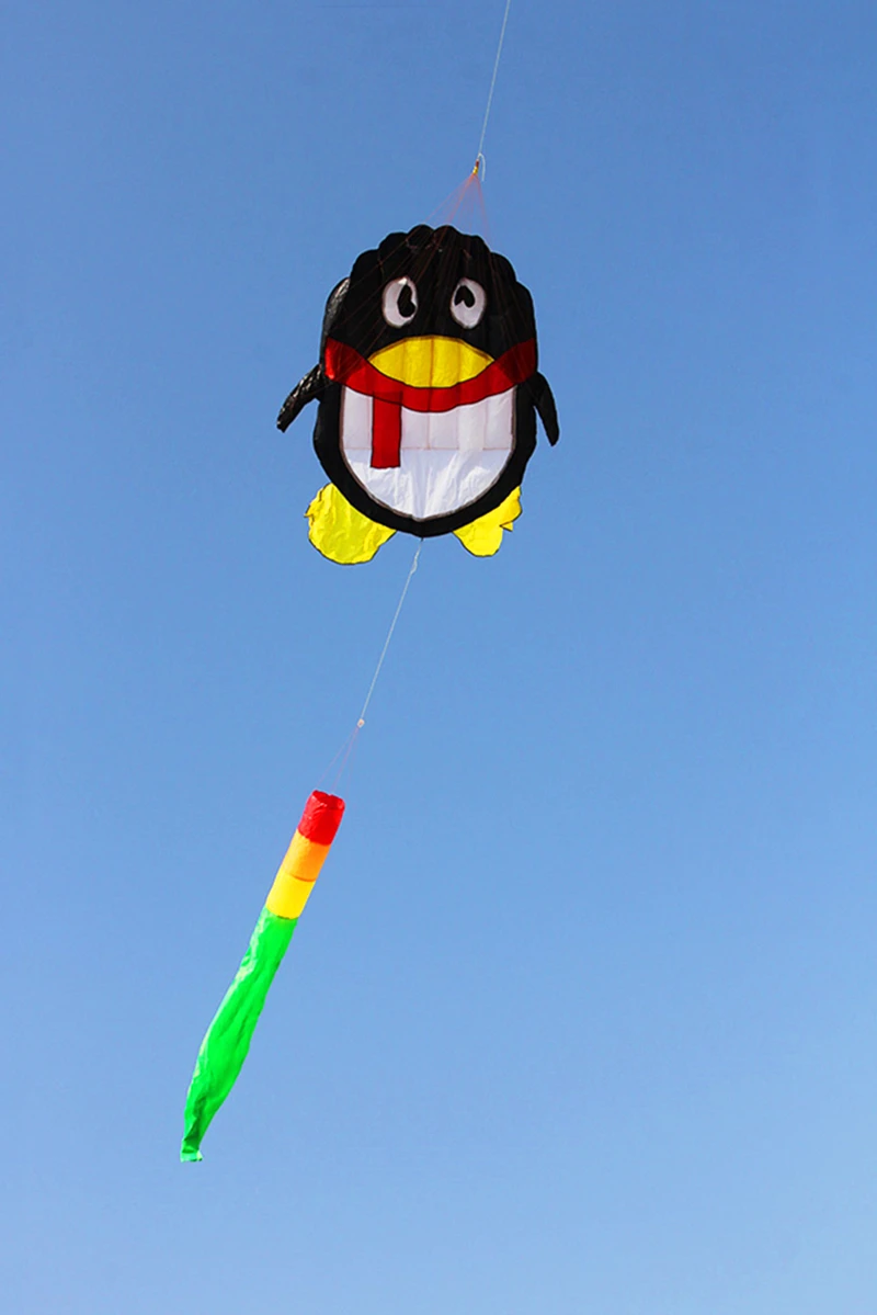 Frete grátis pinguim pipas brinquedos voadores para crianças pipas pipas macias jogos ao ar livre brinquedos infláveis pipa para kitesurf águia