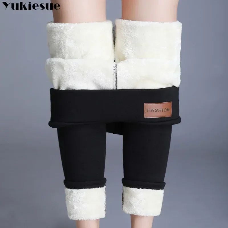 Pantaloni caldi neri invernali skinny velluto spesso lana leggings per ragazze pantaloni da donna Pantaloni in cashmere di pelle di agnello per leggings da donna