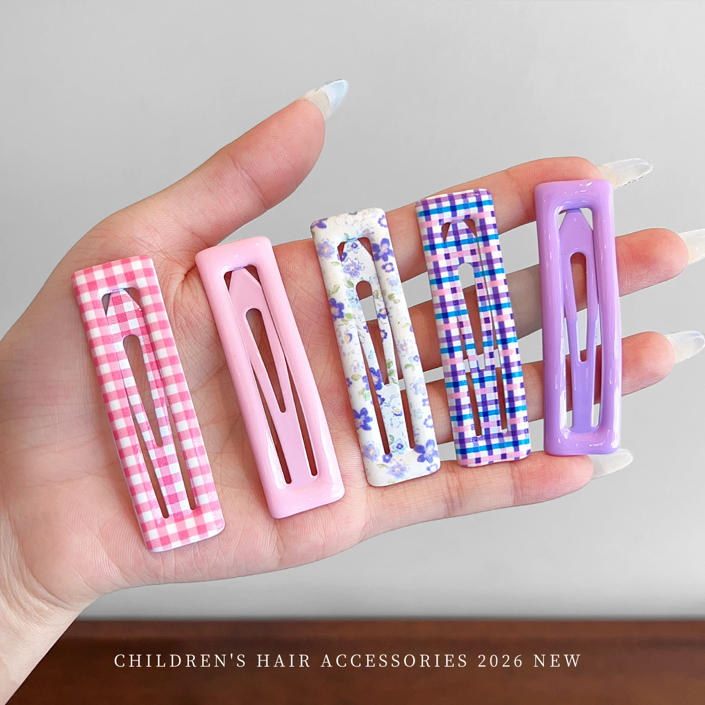 Süße Frucht-Blumen-Karo-Druck BB-Haarspangen für Mädchen, 6 Stück, niedliche Makronen-Farben, rutschfeste Haarspangen für Kinder. – Detail 3