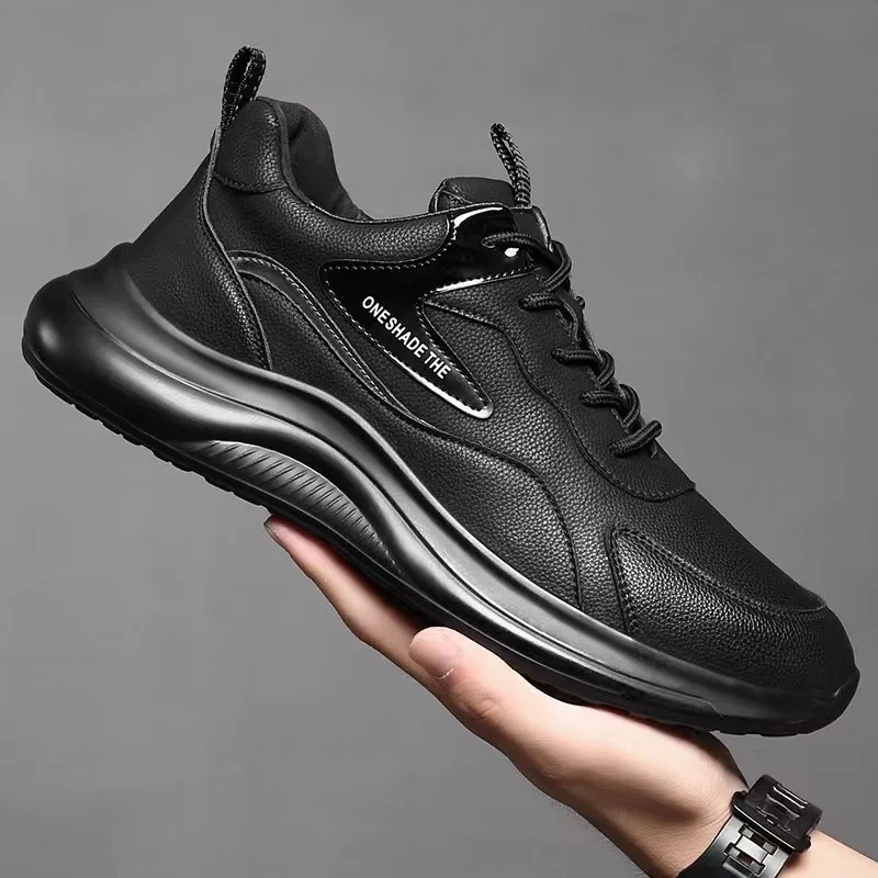 Men's shoes for autumn and winter 2025 casual men's shoes, one foot on leather sports shoes  black low cut leather shoes