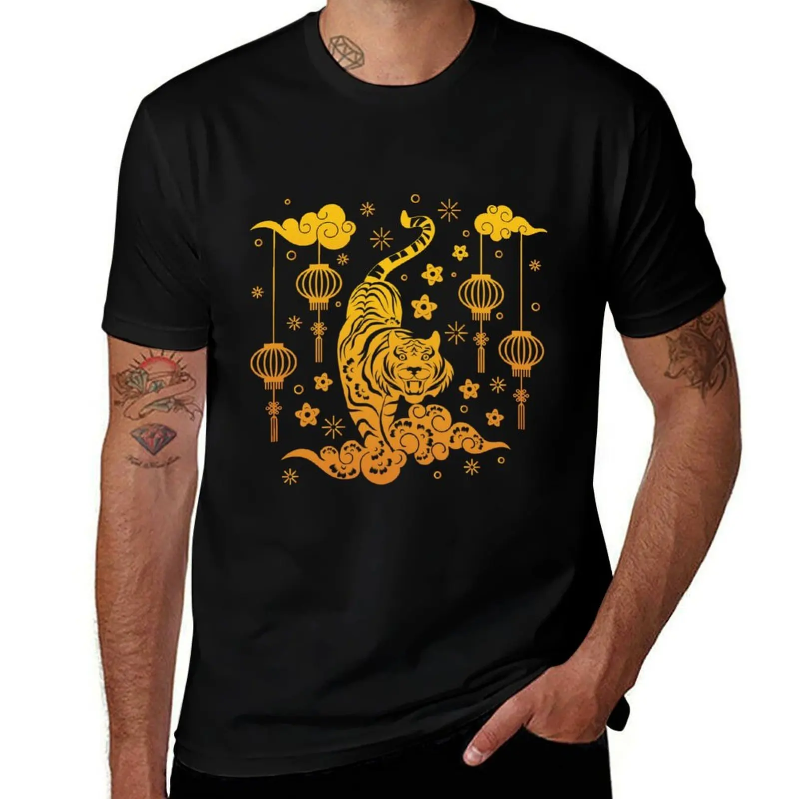 

Year Year Tiger shirt 2022 Chinese Tiger Cloud - t personalised of New Black on - Gold a the Happy T-Shirt