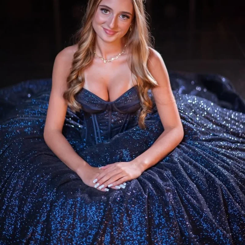 Простое блестящее темно-синее платье Quinceanera с открытыми плечами по индивидуальному заказу, аппликация с кристаллами и длинным хвостом, платья de 15, Quinceanera
